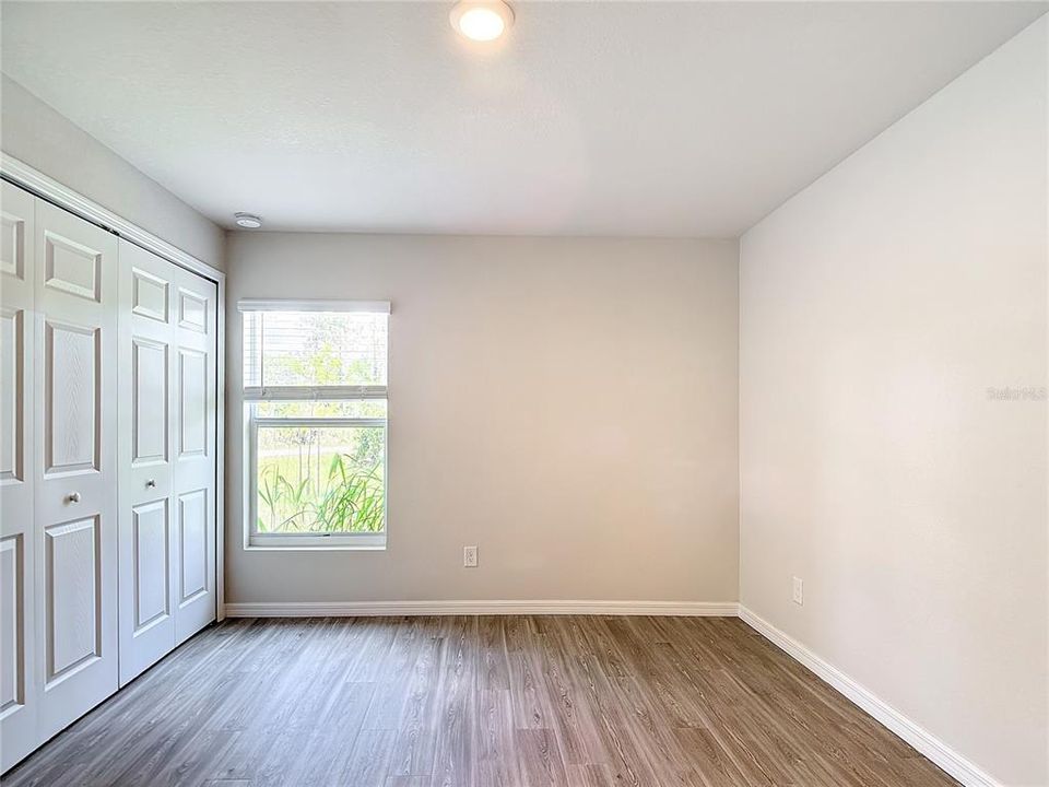 Activo con contrato: $301,900 (4 camas, 2 baños, 1613 Pies cuadrados)