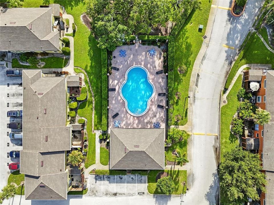 Active With Contract: $210,000 (2 beds, 2 baths, 1031 Square Feet)