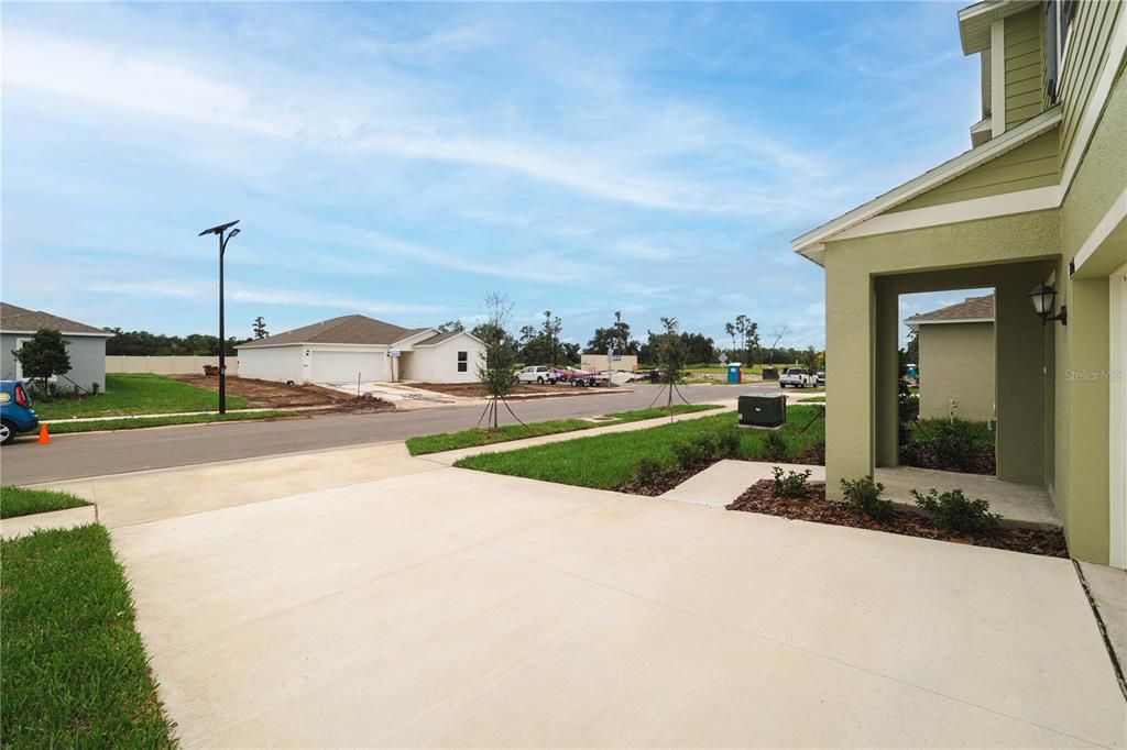 出租: $2,500 (5 贝兹, 3 浴室, 2451 平方英尺)