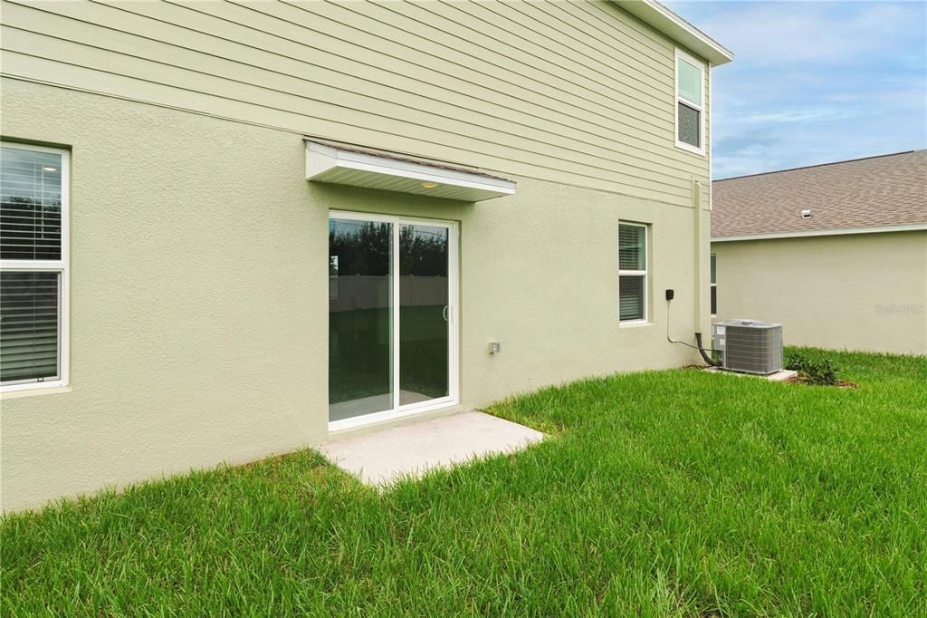 出租: $2,500 (5 贝兹, 3 浴室, 2451 平方英尺)