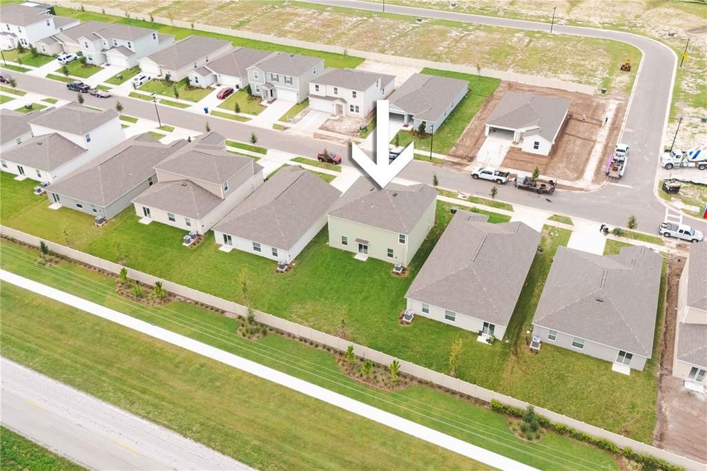 出租: $2,500 (5 贝兹, 3 浴室, 2451 平方英尺)