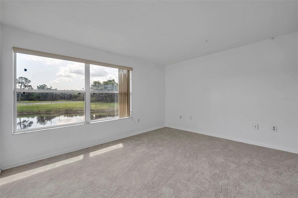 For Sale: $115,000 (1 beds, 1 baths, 872 Square Feet)