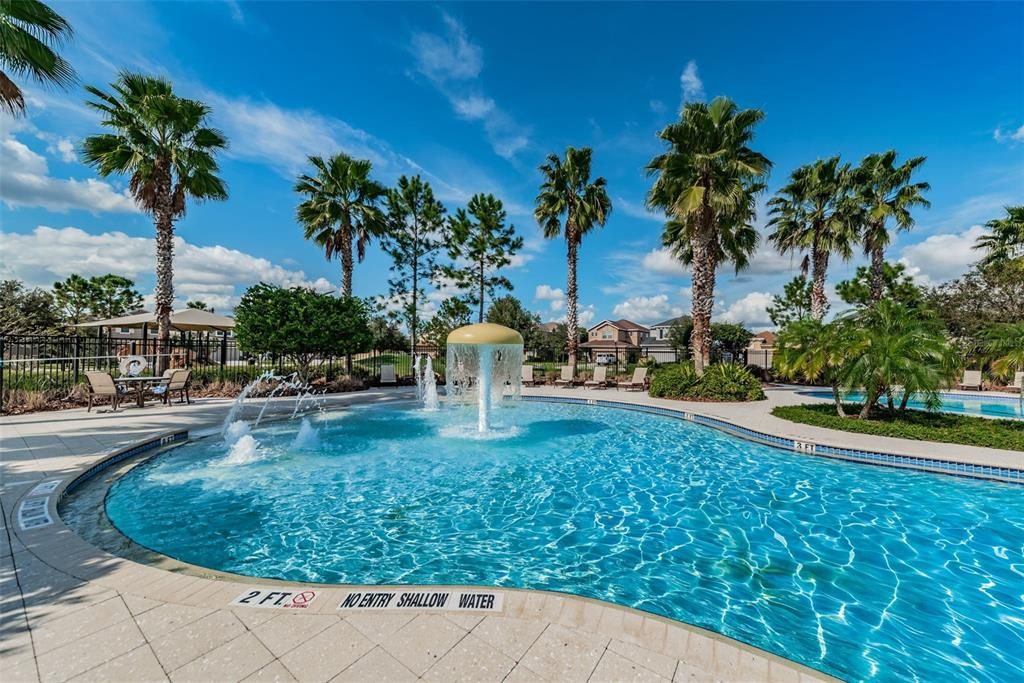 En Venta: $899,999 (5 camas, 4 baños, 3984 Pies cuadrados)