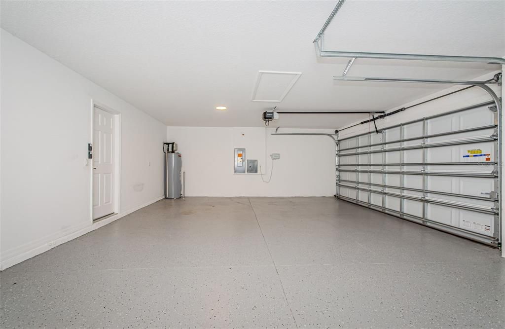 En Venta: $899,999 (5 camas, 4 baños, 3984 Pies cuadrados)