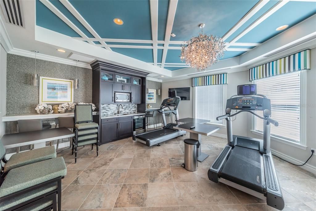 En Venta: $899,999 (5 camas, 4 baños, 3984 Pies cuadrados)