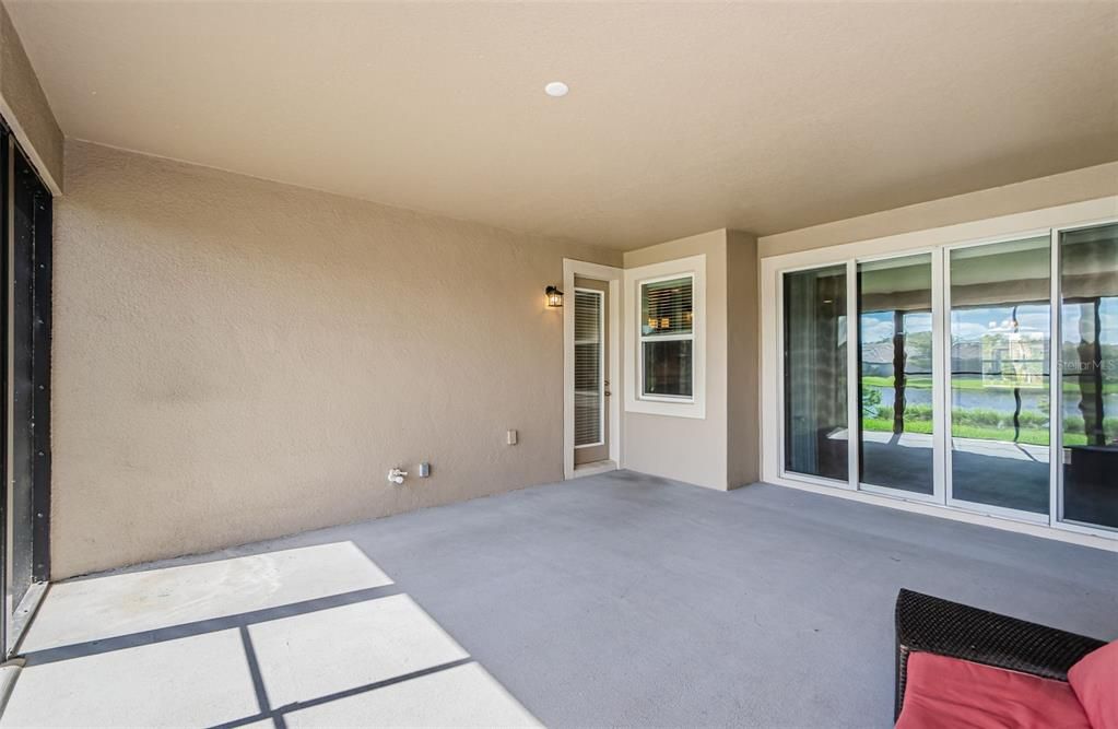 En Venta: $899,999 (5 camas, 4 baños, 3984 Pies cuadrados)