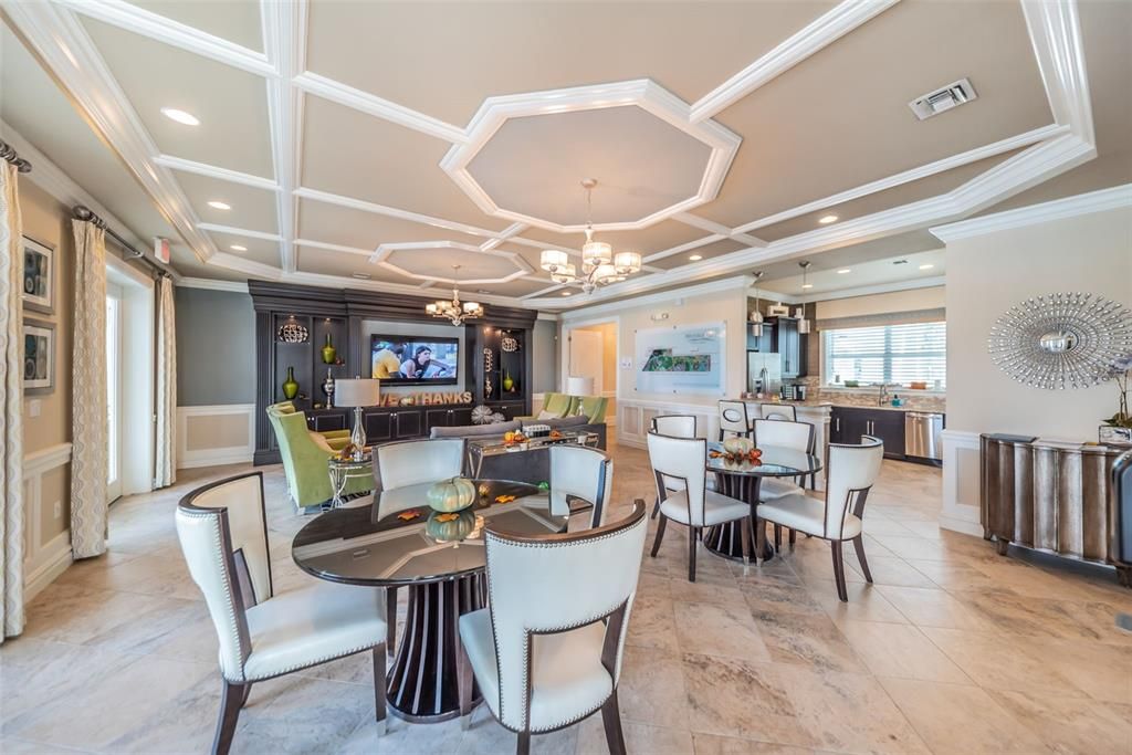 En Venta: $899,999 (5 camas, 4 baños, 3984 Pies cuadrados)