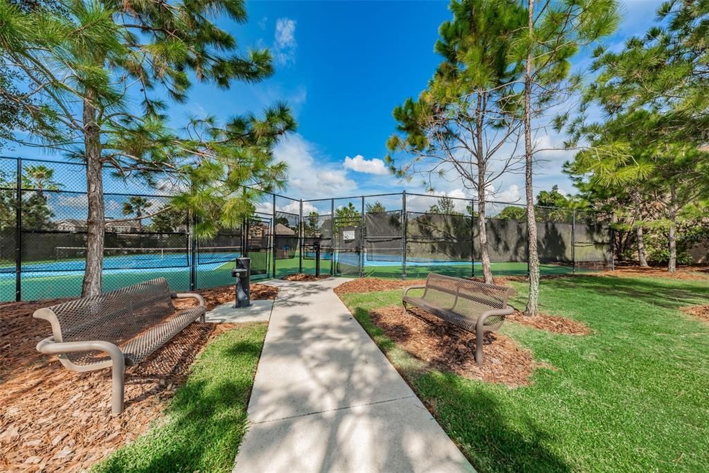 En Venta: $899,999 (5 camas, 4 baños, 3984 Pies cuadrados)