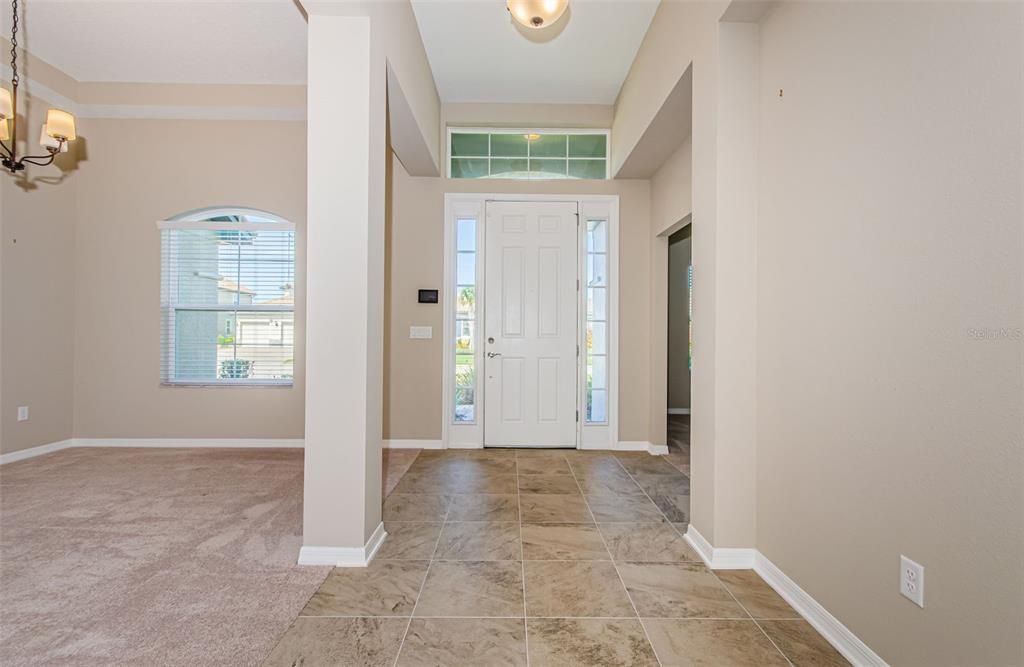 En Venta: $899,999 (5 camas, 4 baños, 3984 Pies cuadrados)