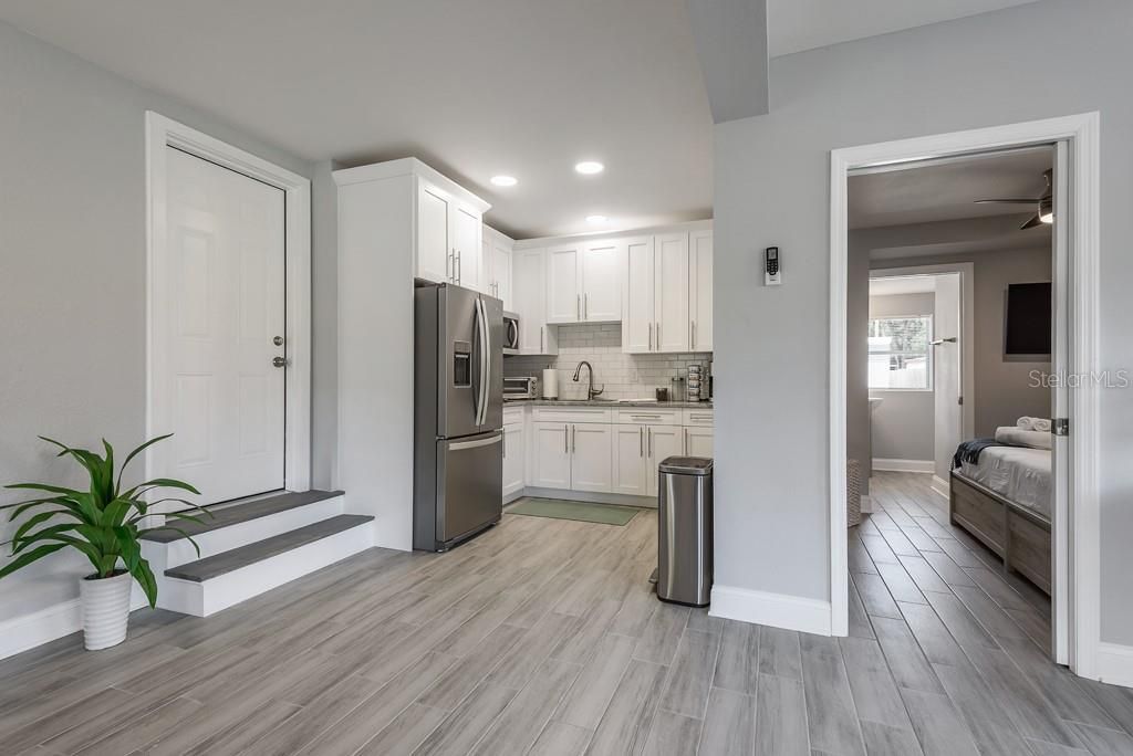 В аренду: $1,900 (1 спален, 1 ванн, 600 Квадратных фут)