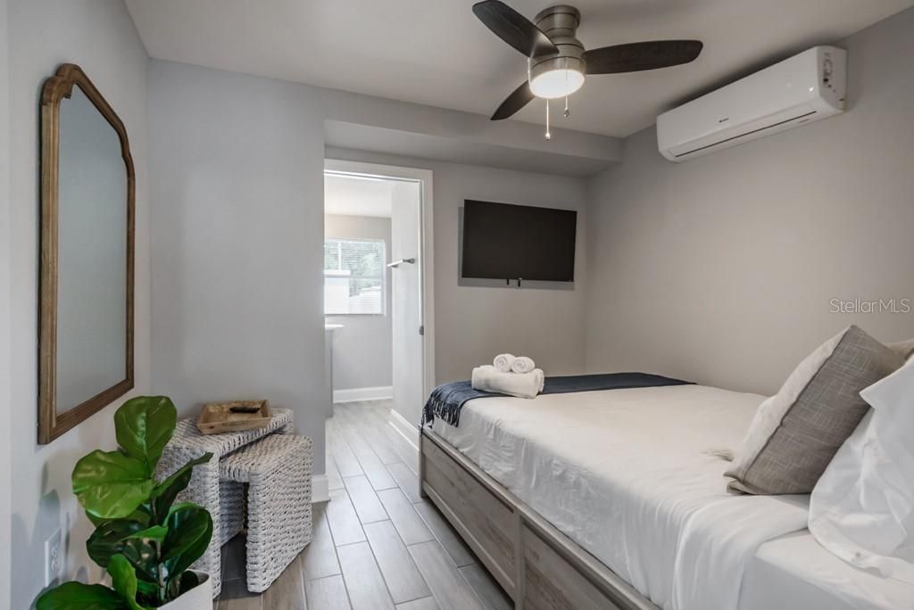 В аренду: $1,900 (1 спален, 1 ванн, 600 Квадратных фут)