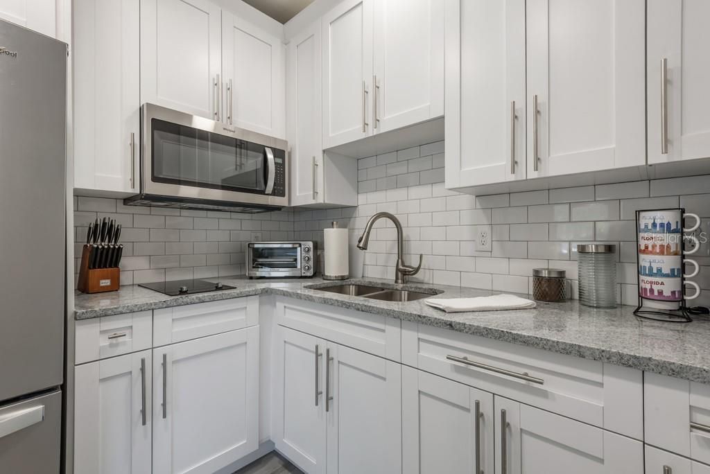 В аренду: $1,900 (1 спален, 1 ванн, 600 Квадратных фут)