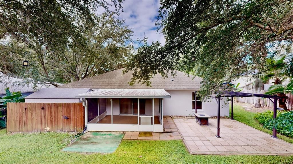 For Sale: $375,000 (3 beds, 2 baths, 1822 Square Feet)