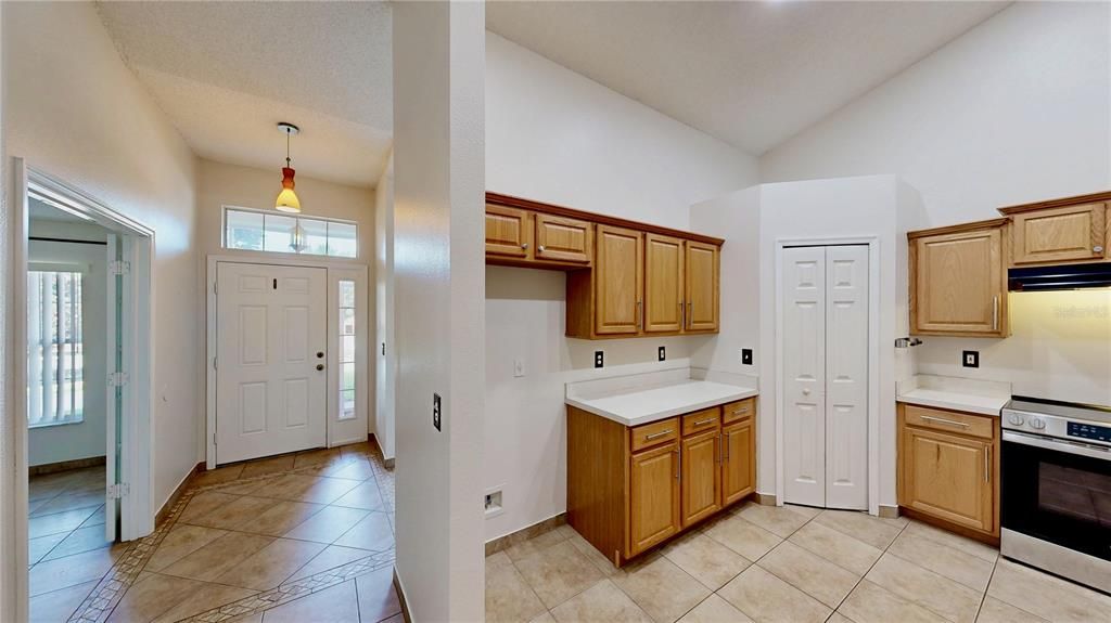 For Sale: $375,000 (3 beds, 2 baths, 1822 Square Feet)