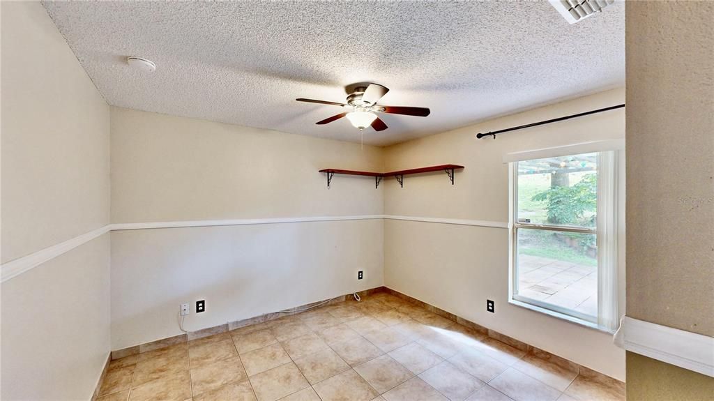 For Sale: $375,000 (3 beds, 2 baths, 1822 Square Feet)