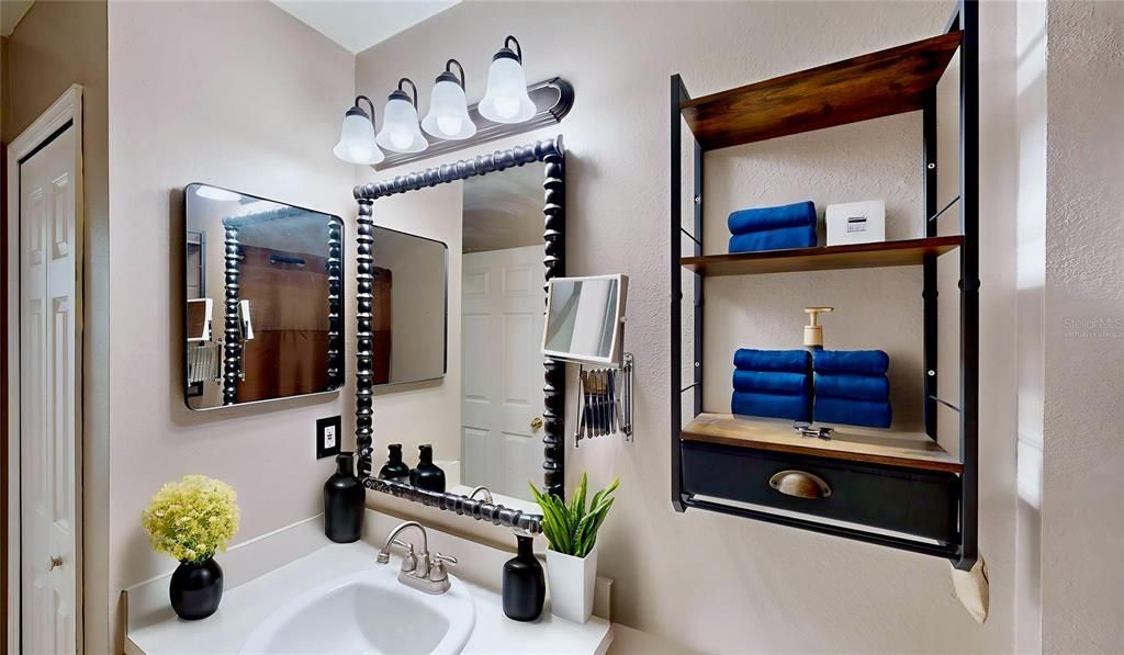 For Sale: $375,000 (3 beds, 2 baths, 1822 Square Feet)