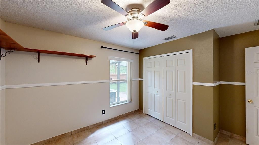 For Sale: $375,000 (3 beds, 2 baths, 1822 Square Feet)