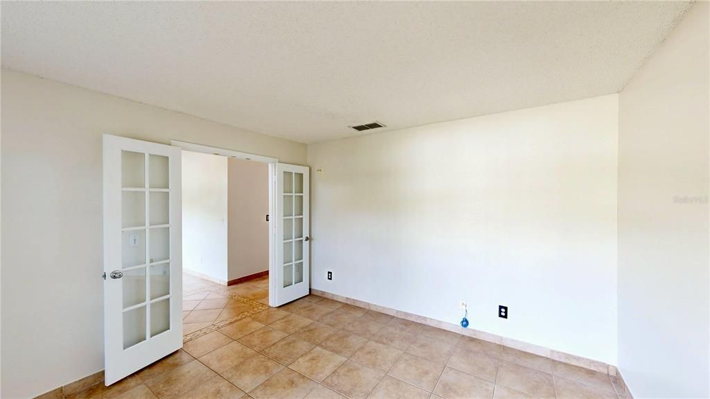 For Sale: $375,000 (3 beds, 2 baths, 1822 Square Feet)