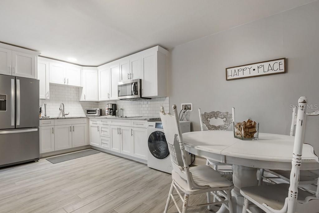 В аренду: $2,000 (1 спален, 1 ванн, 600 Квадратных фут)