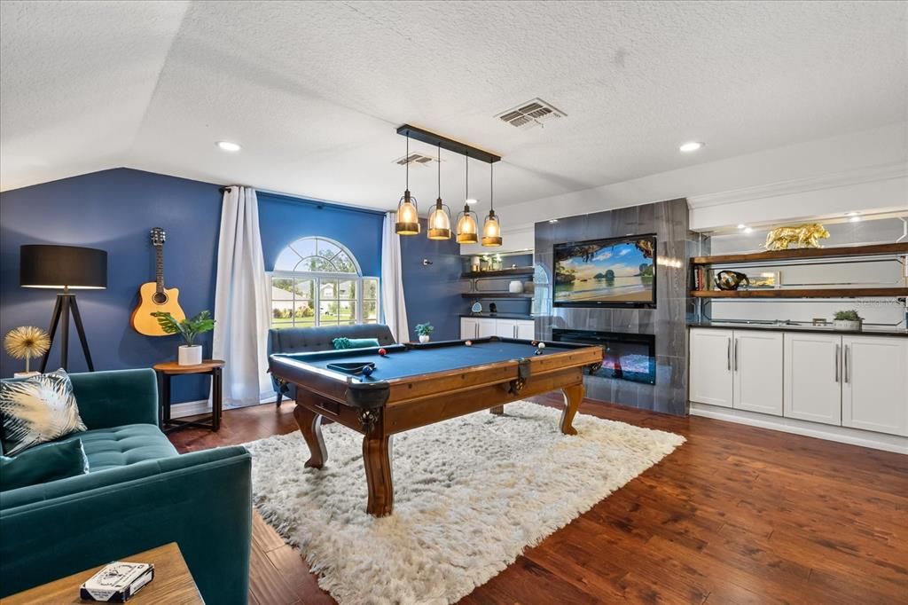 待售: $899,000 (7 贝兹, 5 浴室, 3753 平方英尺)