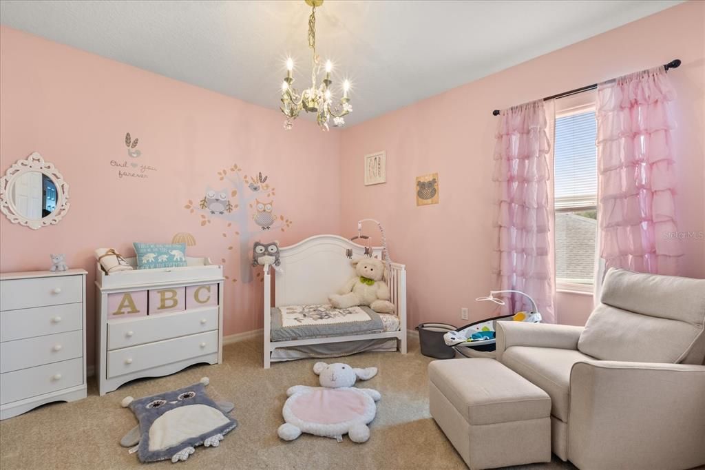 待售: $899,000 (7 贝兹, 5 浴室, 3753 平方英尺)