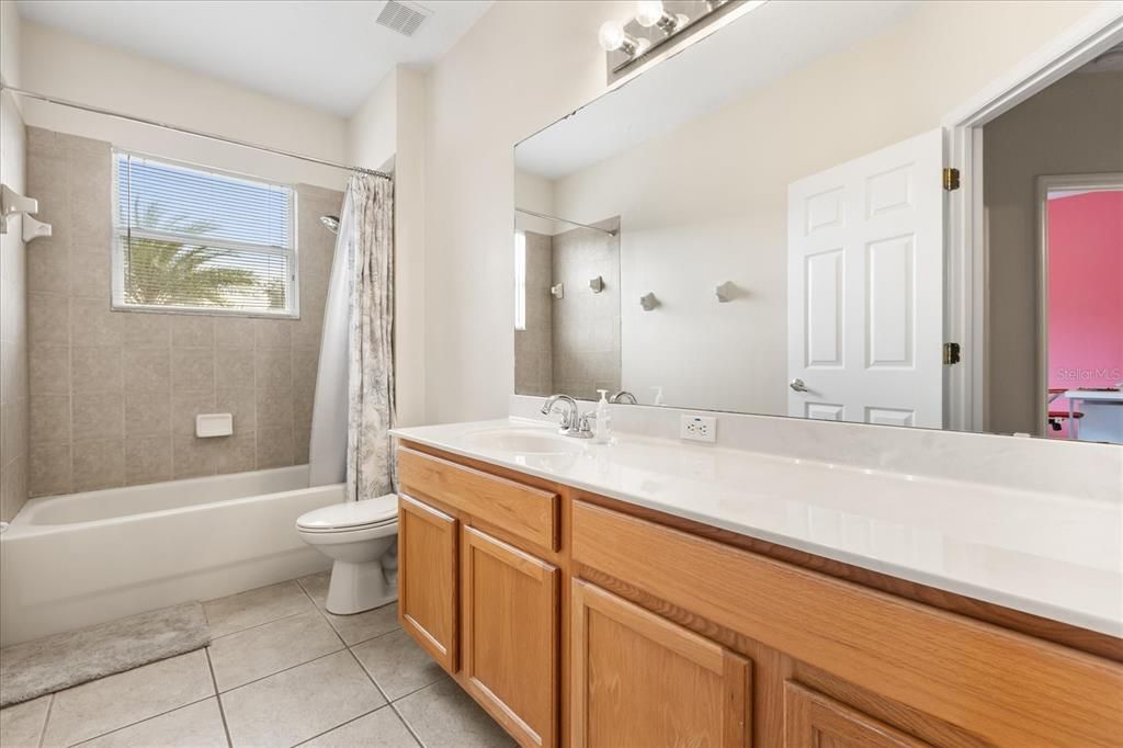 待售: $899,000 (7 贝兹, 5 浴室, 3753 平方英尺)