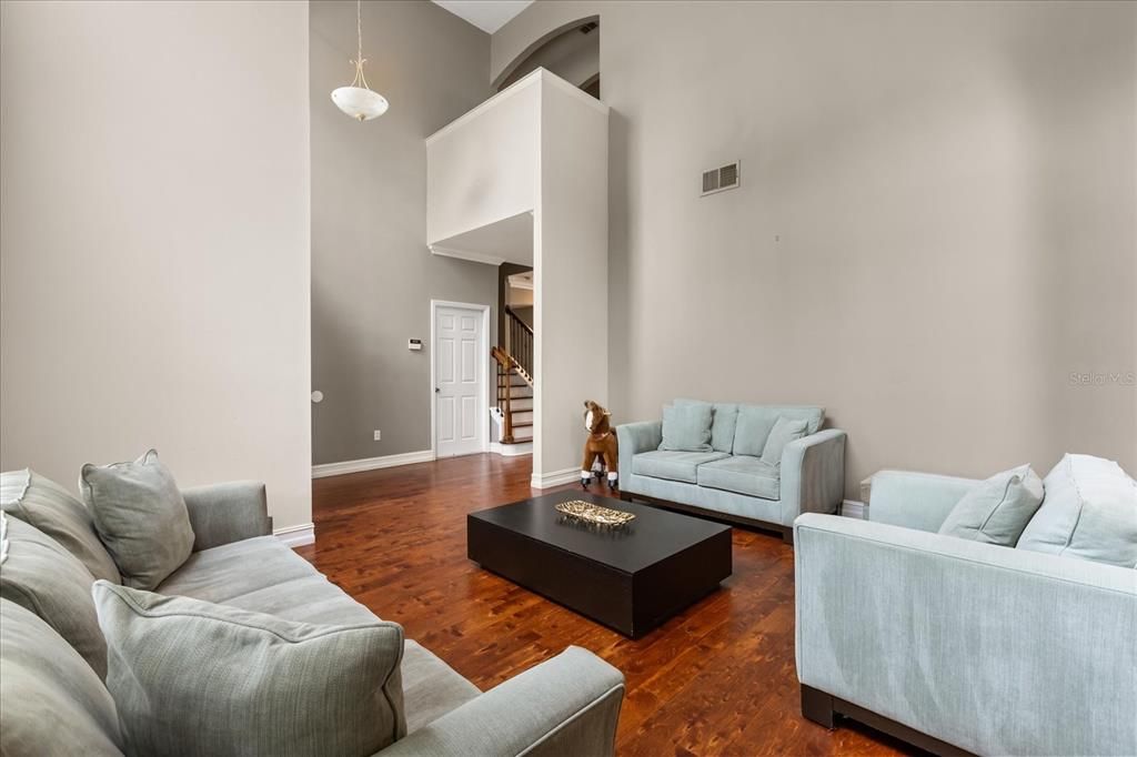 待售: $899,000 (7 贝兹, 5 浴室, 3753 平方英尺)