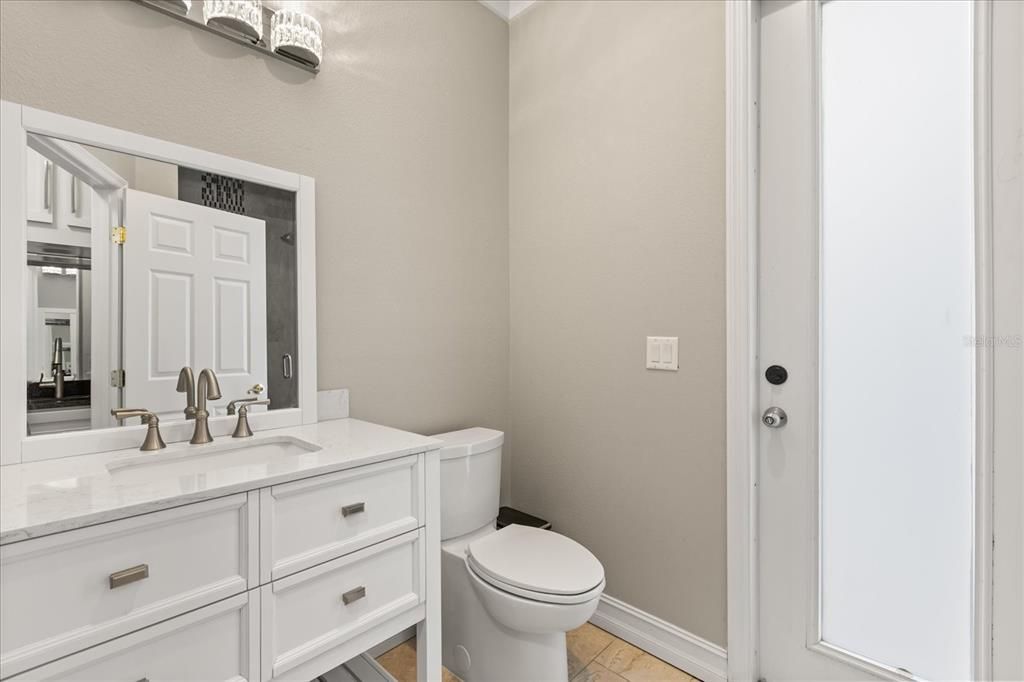 待售: $899,000 (7 贝兹, 5 浴室, 3753 平方英尺)