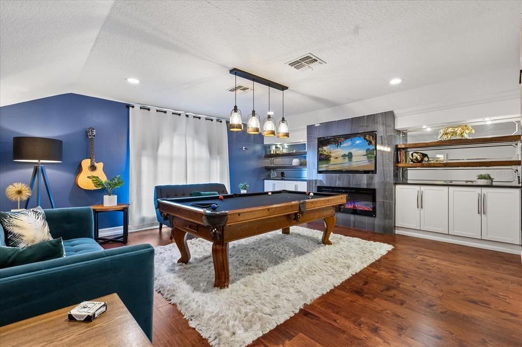 待售: $899,000 (7 贝兹, 5 浴室, 3753 平方英尺)