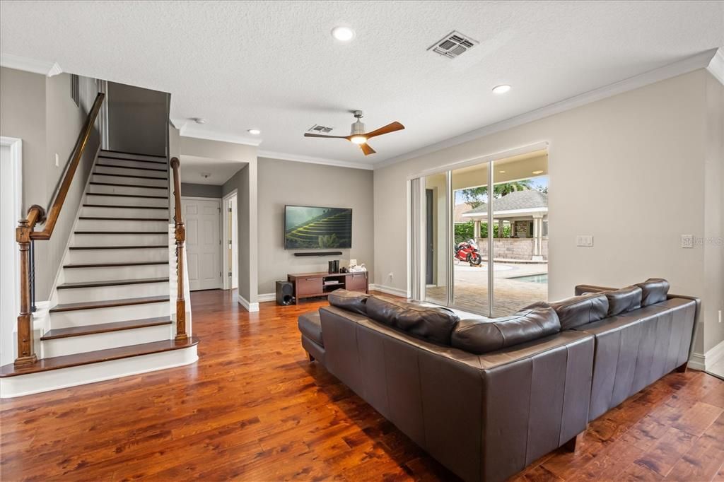 待售: $899,000 (7 贝兹, 5 浴室, 3753 平方英尺)