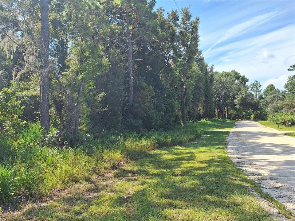 En Venta: $47,500 (2.83 acres)