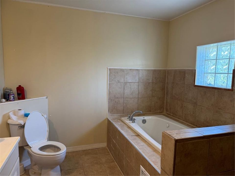 En Venta: $750,000 (0 camas, 0 baños, 3255 Pies cuadrados)