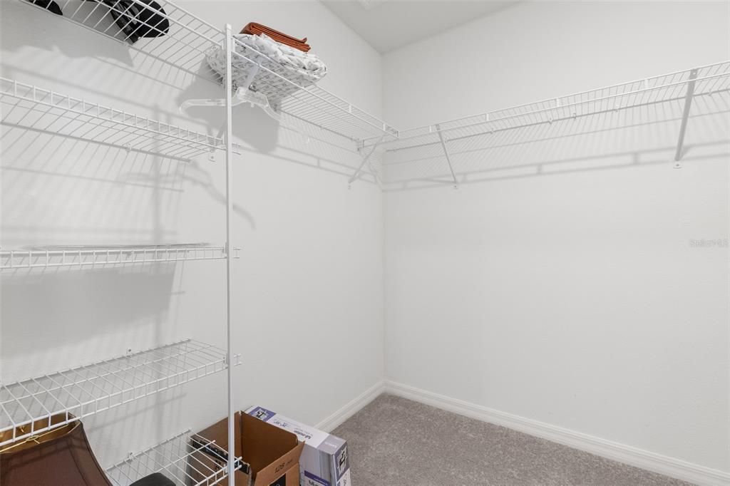 For Sale: $330,000 (2 beds, 2 baths, 1541 Square Feet)