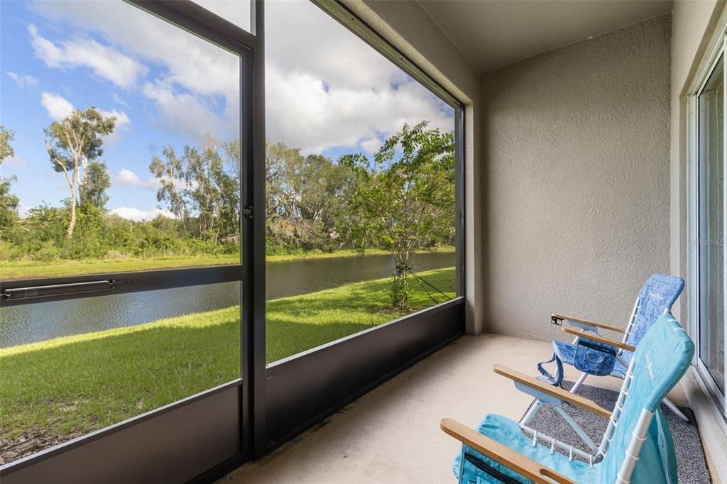 For Sale: $330,000 (2 beds, 2 baths, 1541 Square Feet)