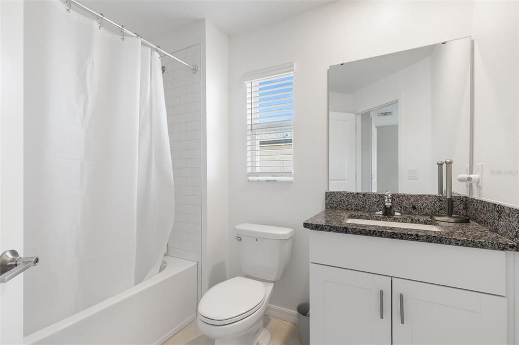 For Sale: $330,000 (2 beds, 2 baths, 1541 Square Feet)