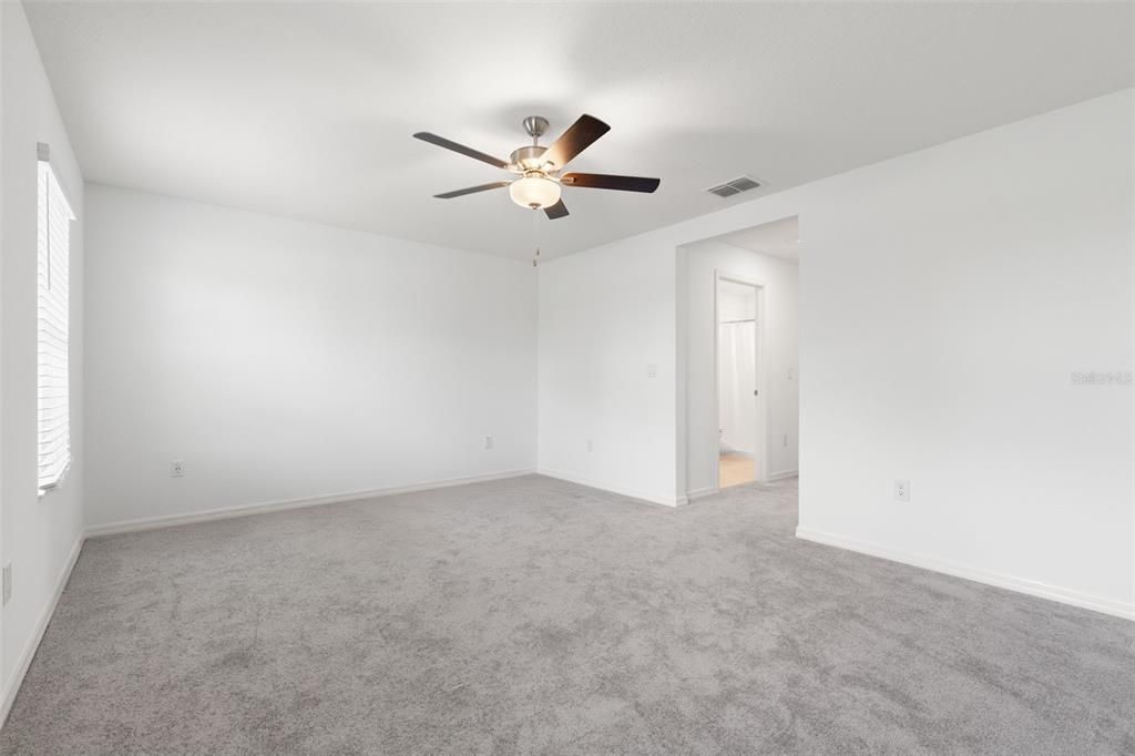 For Sale: $330,000 (2 beds, 2 baths, 1541 Square Feet)