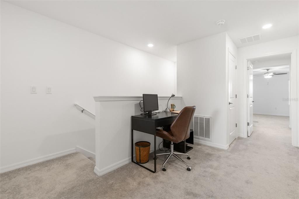 For Sale: $330,000 (2 beds, 2 baths, 1541 Square Feet)