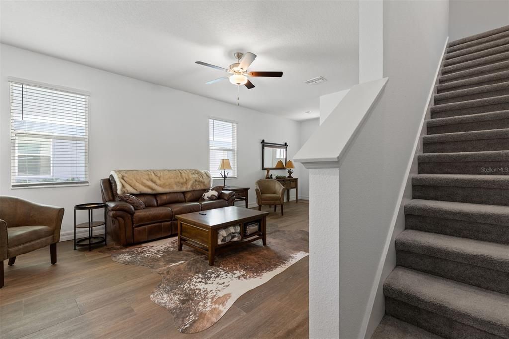 For Sale: $330,000 (2 beds, 2 baths, 1541 Square Feet)