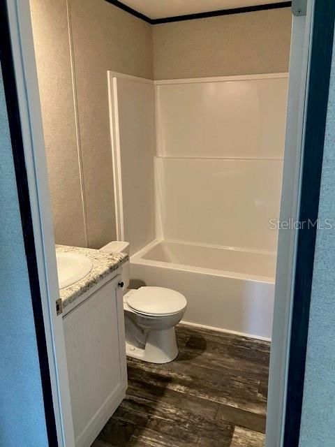 For Sale: $299,000 (3 beds, 2 baths, 1512 Square Feet)