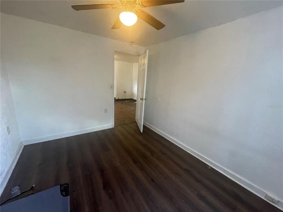 Active With Contract: $73,875 (1 beds, 1 baths, 606 Square Feet)