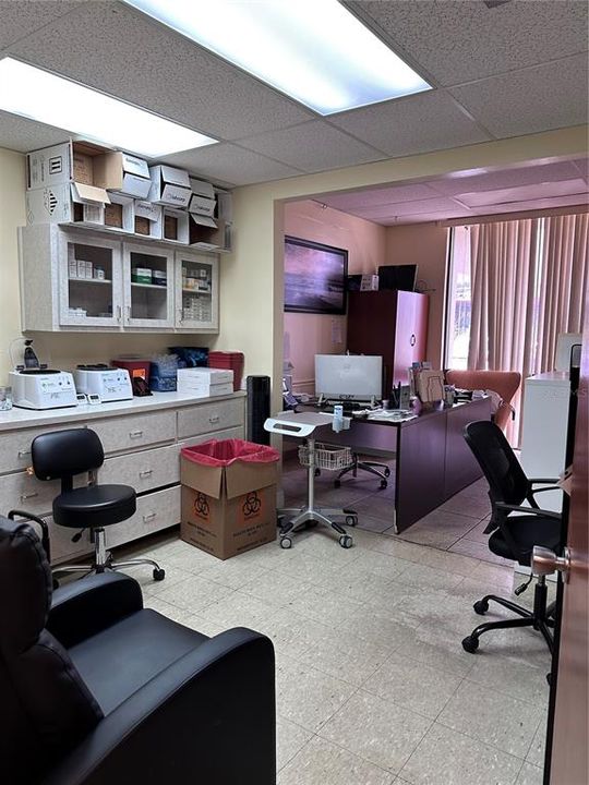 Activo con contrato: $599,000 (0 camas, 0 baños, 2460 Pies cuadrados)