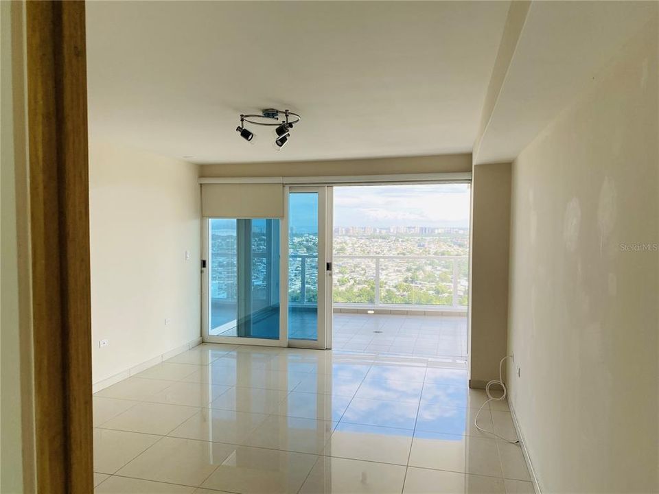 For Rent: $5,000 (3 beds, 2 baths, 213.68 Square Feet)