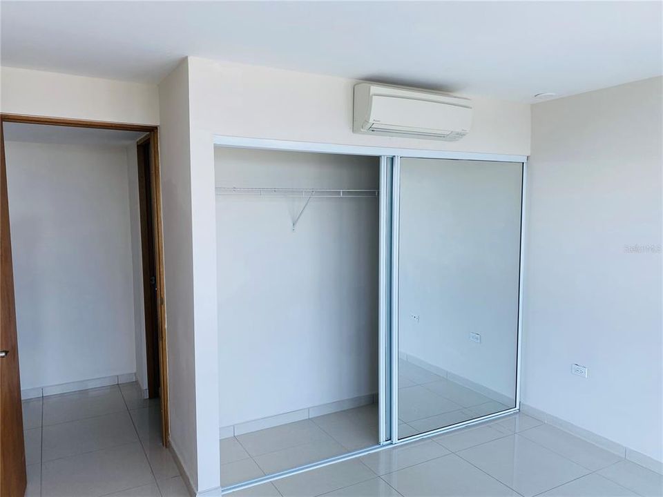 For Rent: $5,000 (3 beds, 2 baths, 213.68 Square Feet)