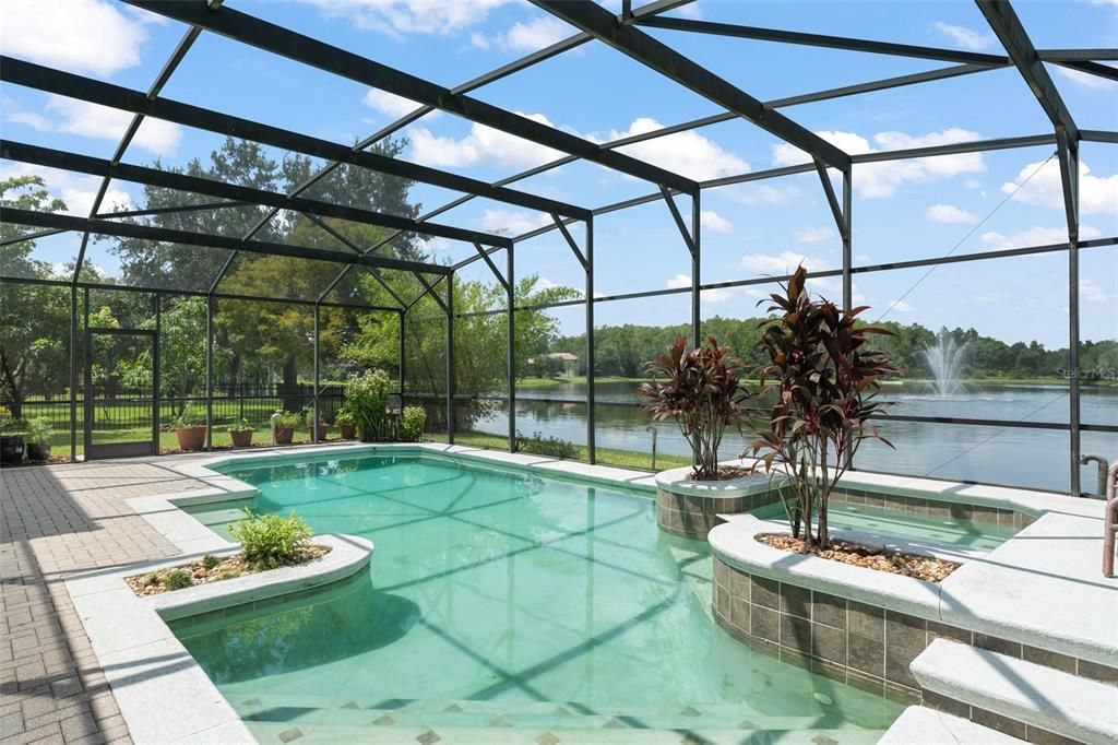 For Sale: $949,000 (5 beds, 4 baths, 4041 Square Feet)