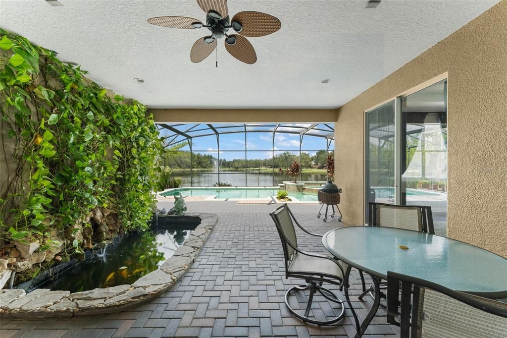 For Sale: $949,000 (5 beds, 4 baths, 4041 Square Feet)