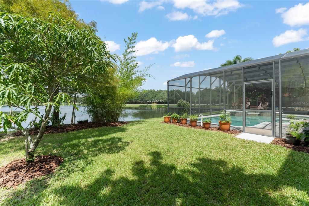 For Sale: $949,000 (5 beds, 4 baths, 4041 Square Feet)