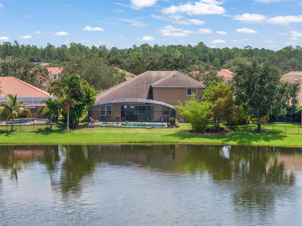 For Sale: $949,000 (5 beds, 4 baths, 4041 Square Feet)