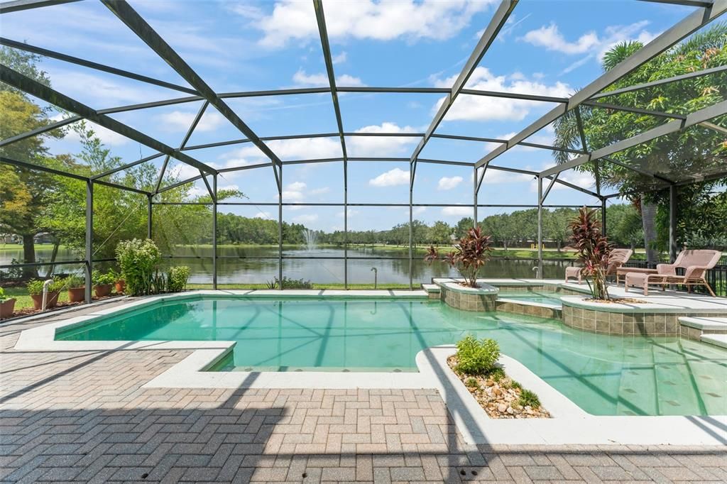 For Sale: $949,000 (5 beds, 4 baths, 4041 Square Feet)