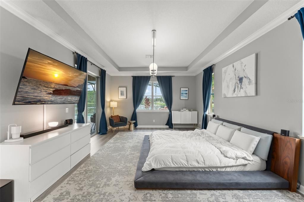 For Sale: $949,000 (5 beds, 4 baths, 4041 Square Feet)