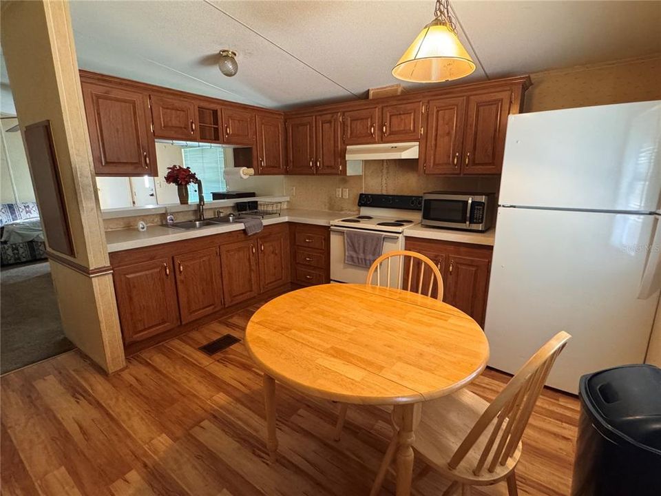 En Venta: $130,000 (3 camas, 2 baños, 864 Pies cuadrados)